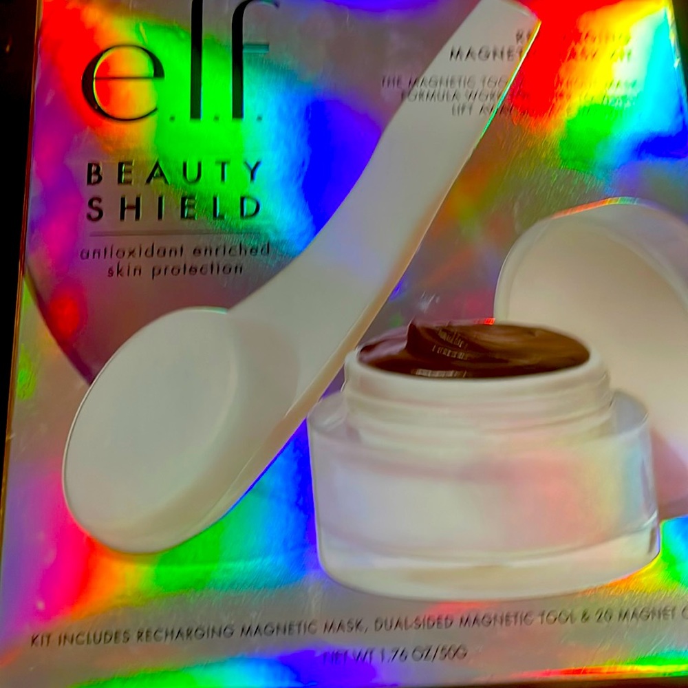 ✨✨NIB ELF BEAUTY SHIELD MAGNETIC FACIAL MASK KIT ✨✨